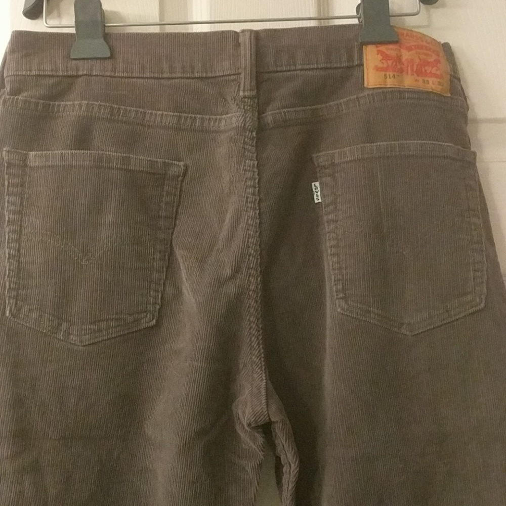 Men's Levi 514 33-32 grey corduroy jeans